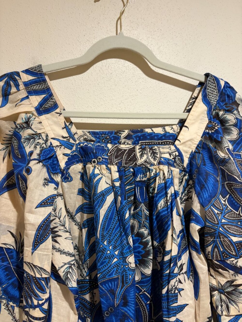 Banana Republic Petite Square-Neck Blouse Floral Tan Blue - Picture 3 of 9